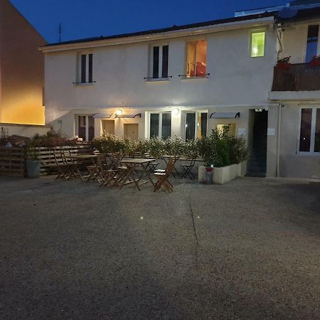 Hotel Rachel Le Pre-Saint-Gervais Экстерьер фото